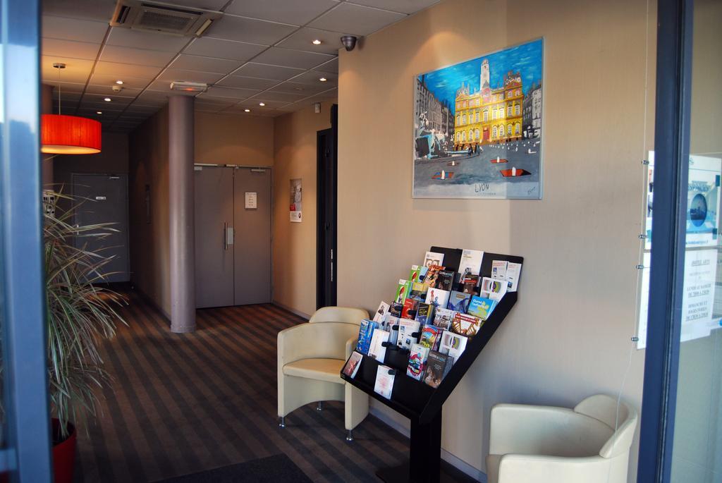 Aka Lodge Lyon Eurexpo Arena Stadium Meyzieu Eksteriør billede